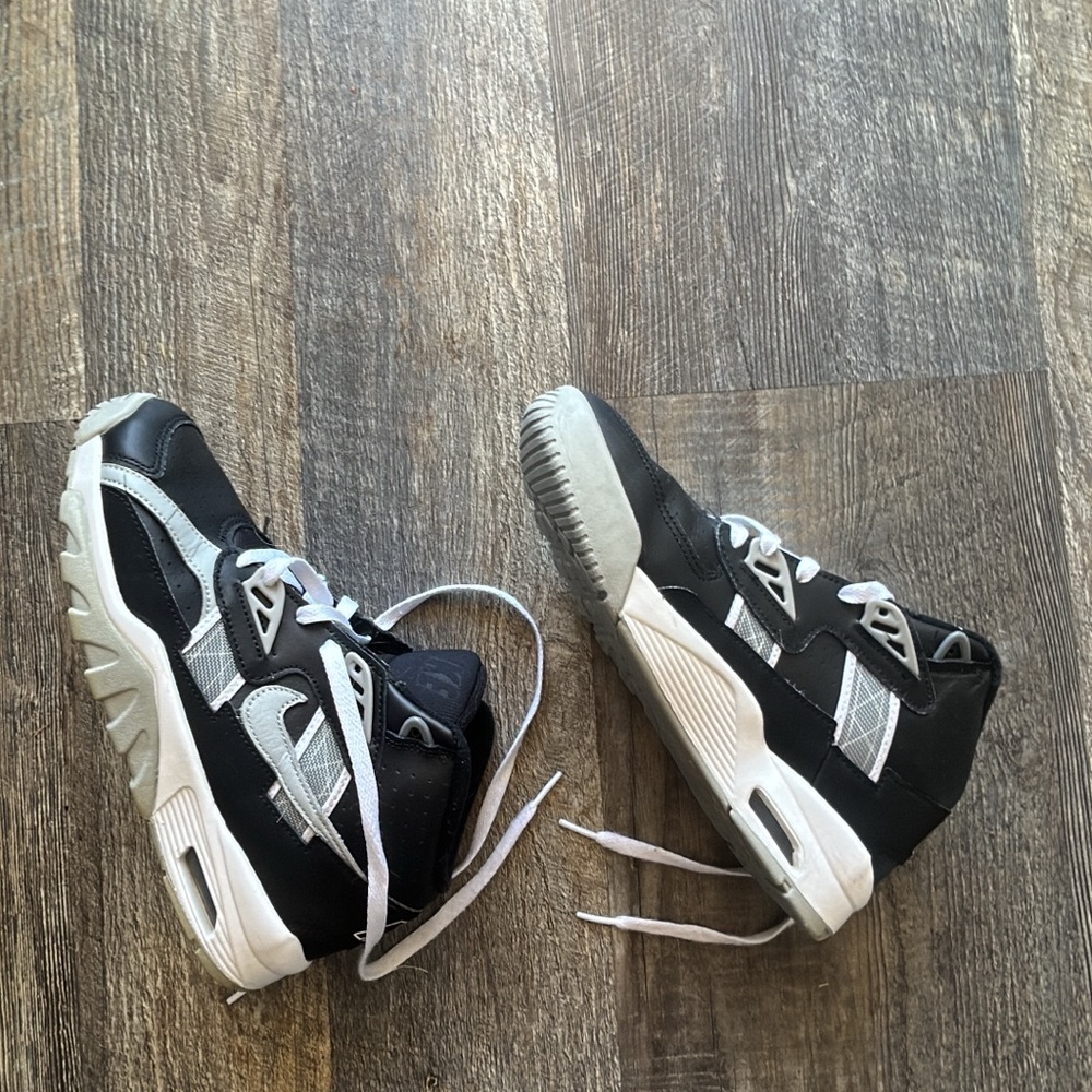 Nike Air High-Tops Size 6.5Y Used